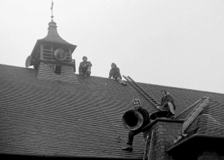 St.John's Heath Hayes July 1978 removing the old speakers with Terry Croxall and Steve Hartshorne plus